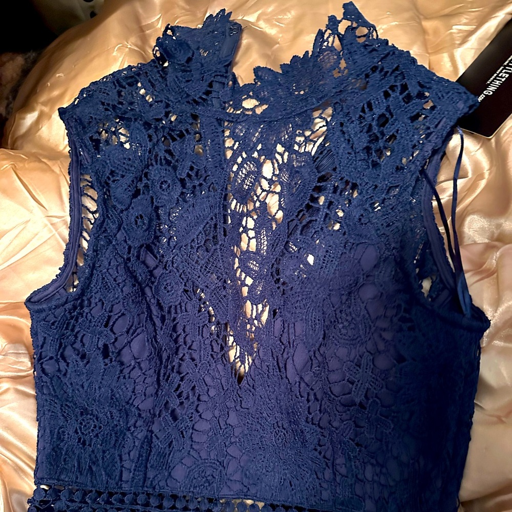 PLT lace navy dress sz 6